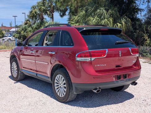 Used 2013 Lincoln MKX FWD w/ Wood Pkg image 7
