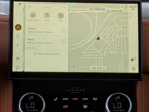 Certified 2024 Jaguar F-PACE R-Dynamic S image 10