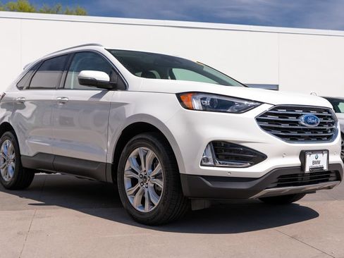 Used 2024 Ford Edge Titanium AWD/4WD image 2