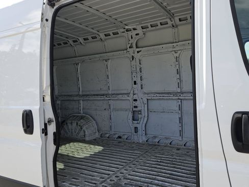 Used 2023 RAM ProMaster 2500 FWD image 22