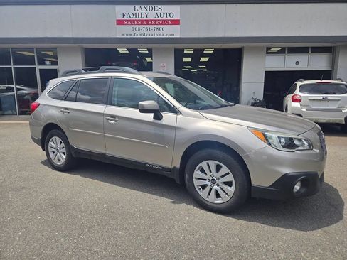 Used 2016 Subaru Outback 2.5i Premium AWD/4WD image 31