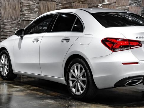 Used 2019 Mercedes-Benz A 220 image 17