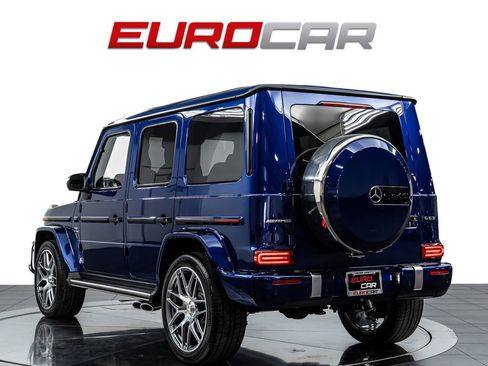 Used 2022 Mercedes-Benz G 63 AMG 4MATIC w/ G Manufaktur Interior Package image 3