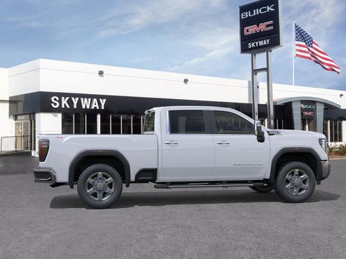New 2026 GMC Sierra 2500 SLT image 5