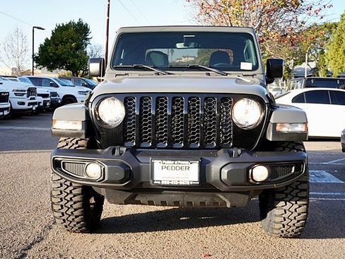 Certified 2022 Jeep Gladiator Willys image 5