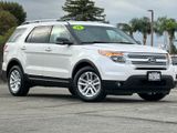 Used 2014 Ford Explorer XLT w/ Equipment Group 202A image 2