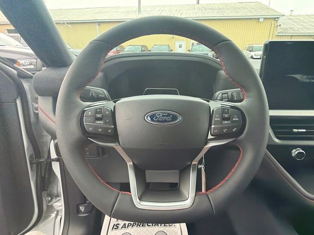 Used 2026 Ford Explorer ST-Line w/ ST-Line Street Pack AWD/4WD image 29