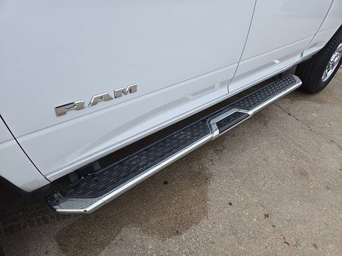 Used 2021 RAM 2500 Big Horn image 20