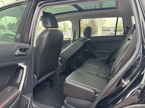 Certified 2024 Volkswagen Tiguan Wolfsburg Edition w/ Panoramic Sunroof Package AWD/4WD image 14