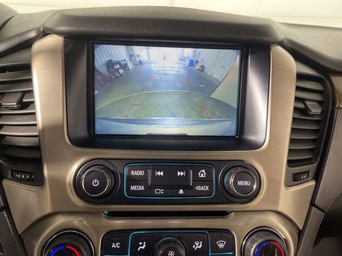 Used 2018 GMC Yukon Denali w/ Open Road Package AWD/4WD image 16