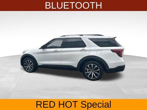 Used 2020 Ford Explorer ST w/ Premium Technology Package AWD/4WD image 4