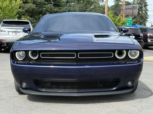 Used 2015 Dodge Challenger R/T Plus RWD image 2