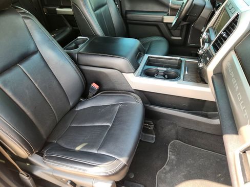 Used 2020 Ford F350 Lariat AWD/4WD image 16
