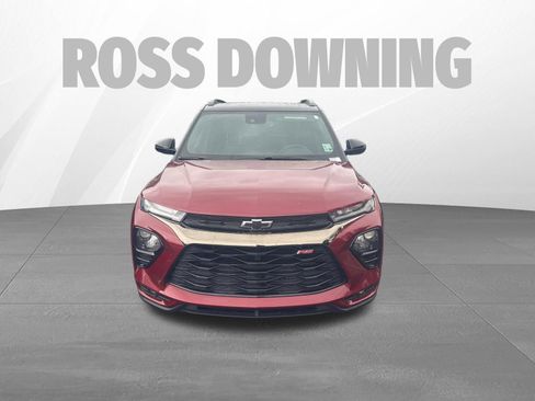 Used 2023 Chevrolet TrailBlazer RS w/ Convenience Package FWD image 2
