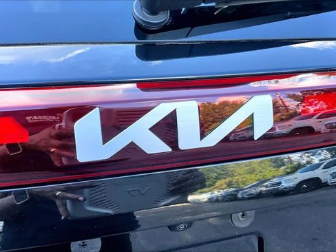 Used 2024 Kia Seltos S AWD/4WD image 29