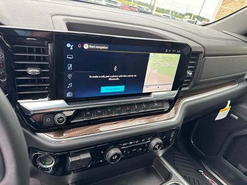 New 2026 Chevrolet Silverado 1500 RST w/ RST All Star Premium Package AWD/4WD image 19