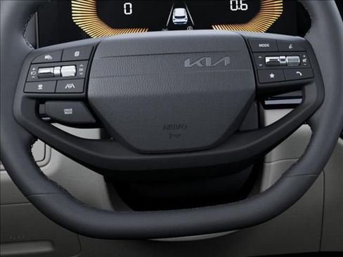 New 2026 Kia Sportage EX FWD image 22