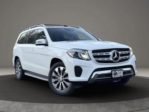 Used 2017 Mercedes-Benz GLS 450 4MATIC image 3