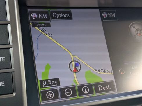 Used 2016 Lexus GX 460 w/ Premium Package image 22