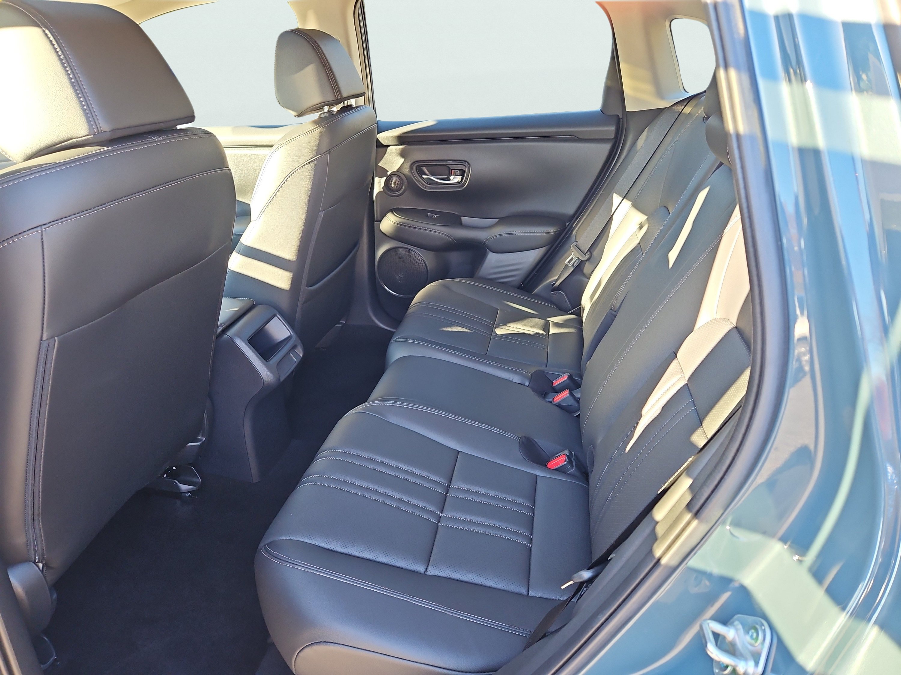 Certified 2024 Honda HR-V EX-L image 31