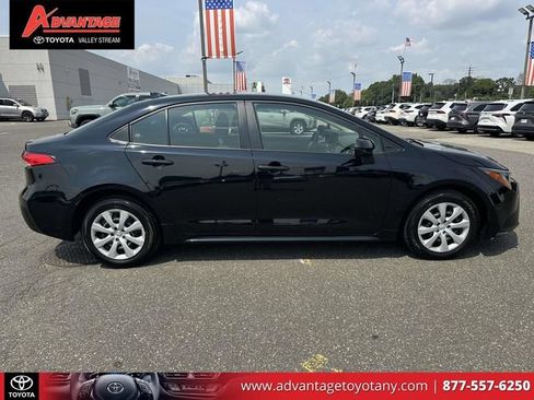 Used 2024 Toyota Corolla LE FWD image 5