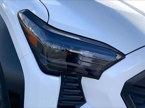 New 2026 Toyota Tacoma TRD Off-Road AWD/4WD image 13