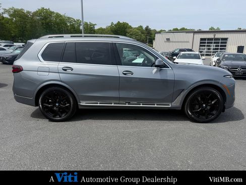 Used 2026 BMW X7 xDrive40i AWD/4WD image 8