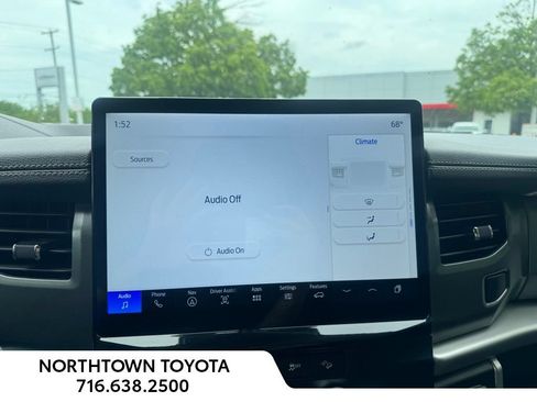Used 2024 Ford Expedition XLT AWD/4WD image 33
