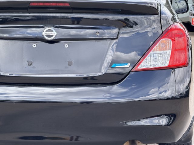 Used 2014 Nissan Versa S Plus FWD image 8