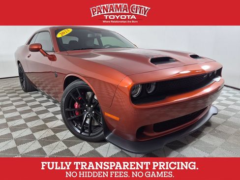 Used 2023 Dodge Challenger SRT Hellcat RWD image 1