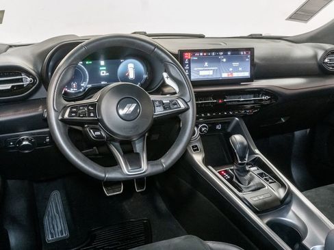 Used 2024 Dodge Hornet R/T image 8