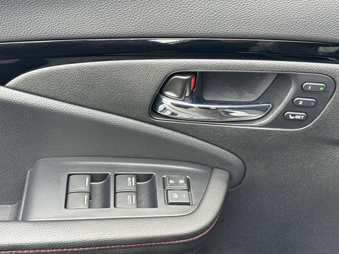 Used 2025 Honda Ridgeline Black Edition image 14