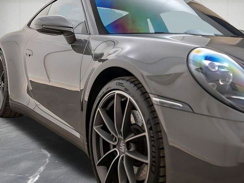 Used 2021 Porsche 911 Carrera S RWD image 6