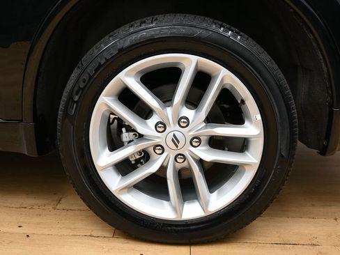 Used 2025 Dodge Durango GT AWD/4WD image 12