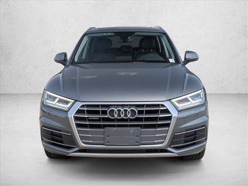 Used 2018 Audi Q5 2.0T Premium Plus w/ Premium Plus Package AWD/4WD image 2