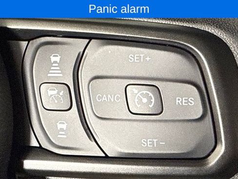 Used 2025 Jeep Wrangler Unlimited Rubicon AWD/4WD image 21