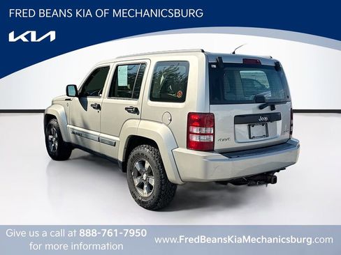 Used 2008 Jeep Liberty Sport image 5