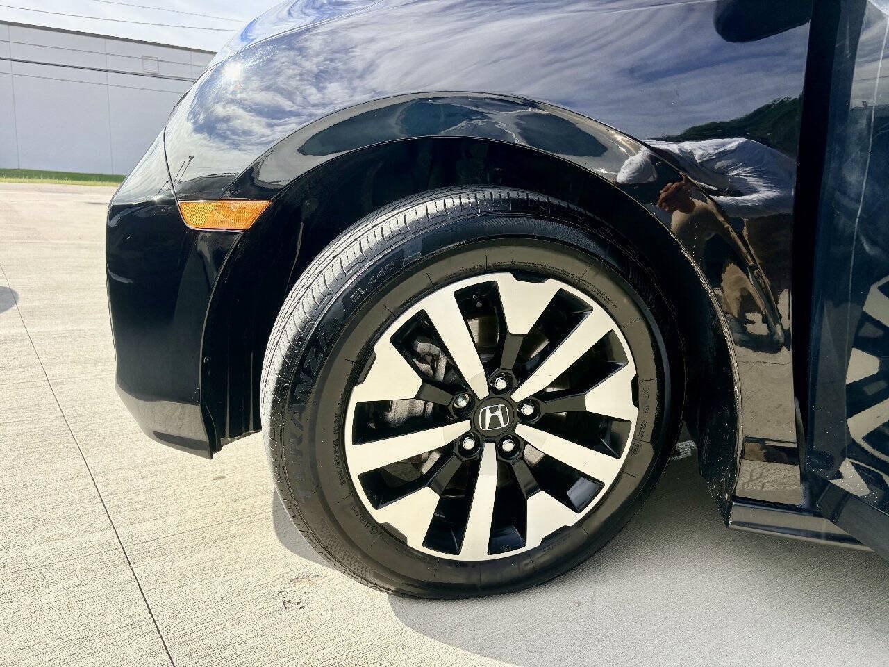 Used 2026 Honda Odyssey EX-L image 24