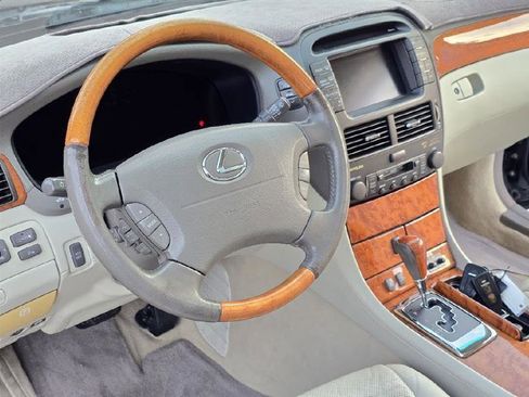 Used 2004 Lexus LS 430 image 36