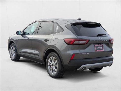 New 2025 Ford Escape Active w/ Cold Weather Package image 9