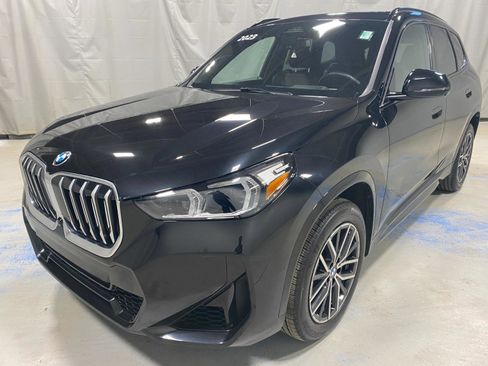 Used 2023 BMW X1 xDrive28i w/ Premium Package image 1