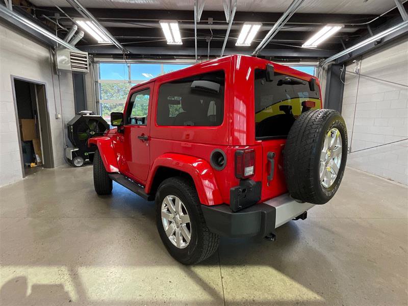 Used 2015 Jeep Wrangler Sahara w/ Dual Top Group AWD/4WD image 3