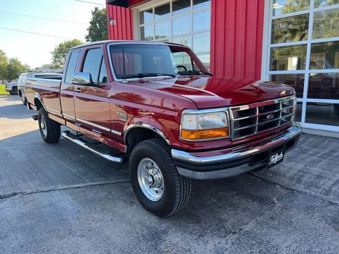 Used 1997 Ford F250 4x4 SuperCab Heavy Duty image 2