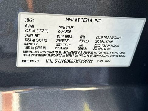 Used 2021 Tesla Model Y Long Range AWD/4WD image 27