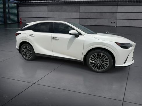 New 2026 Lexus RX 450h AWD image 2