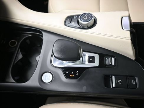 Used 2019 INFINITI QX50 Luxe w/ Navigation Package FWD image 21