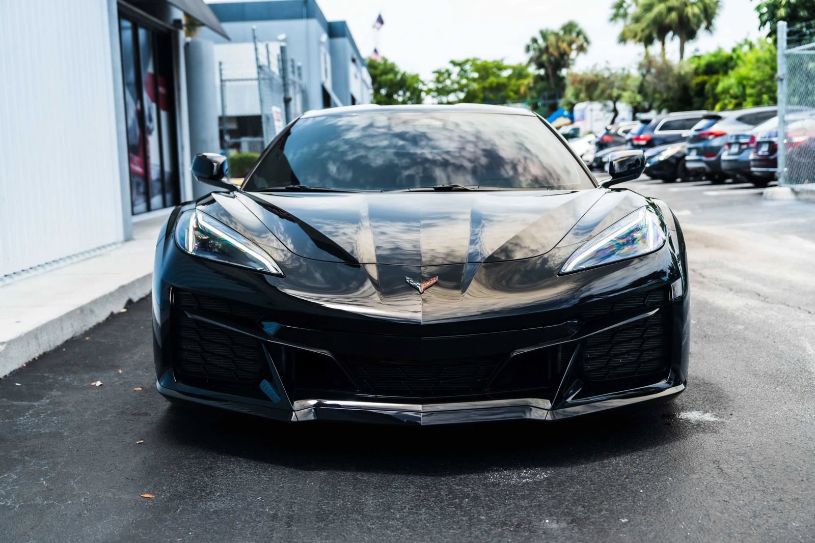 Used 2025 Chevrolet Corvette Z06 RWD image 2