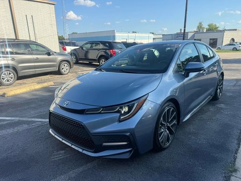 Used 2020 Toyota Corolla SE image 1
