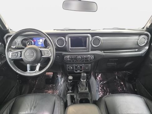 Used 2018 Jeep Wrangler Unlimited Sahara w/ LED Lighting Group AWD/4WD image 10