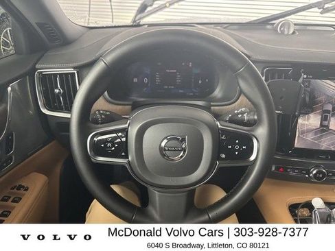 Used 2024 Volvo V90 B6 Cross Country Ultimate AWD/4WD image 6
